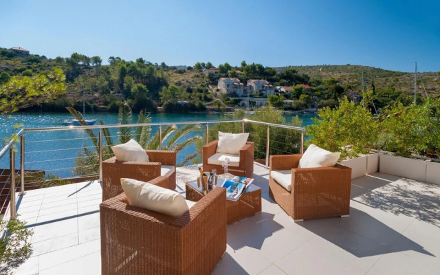Villa Infinity CFH