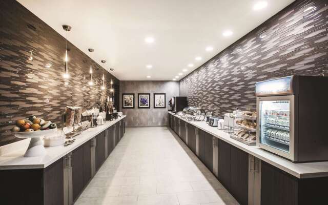 La Quinta Inn & Suites by Wyndham Lubbock South