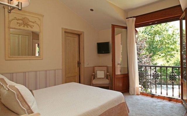 Hotel Rural Arpa De Hierba