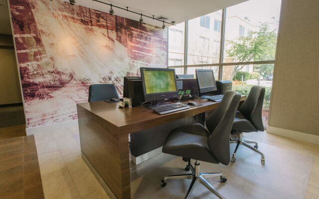 Courtyard by Marriott Nashua