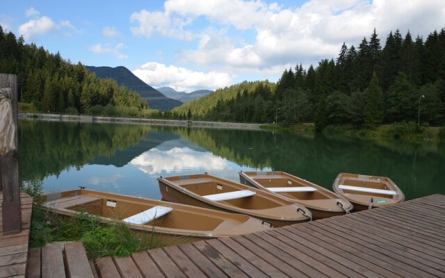 Fatrapark 2 Apartments House