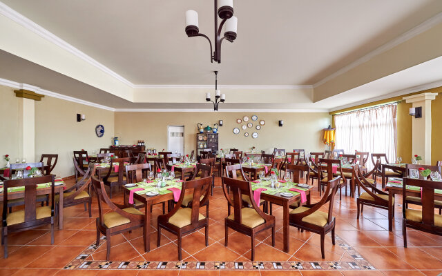 Aston Costa Verde Beach Resort