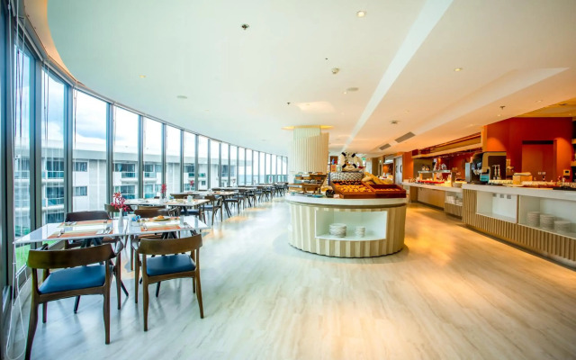 Centara Sonrisa Residences & Suites Sriracha