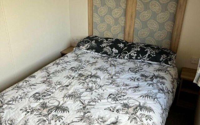 Tattershall Lakes Country Park - Holiday Accommodation 16405