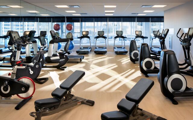 Le Meridien Houston Downtown