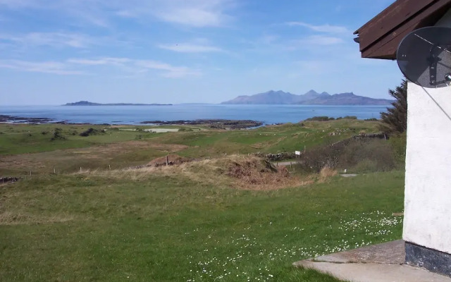 Steading Holidays - Ceol na Mara