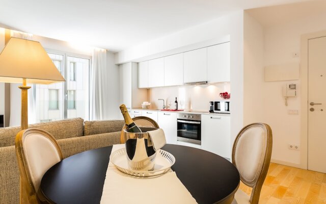 Urban District Apartments Rambla Suite & Pool