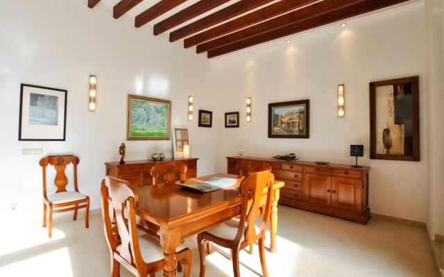 Sprawling Villa with Pool at Sa Pobla Balearic Islands