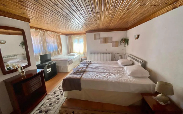 Guest House Detelina