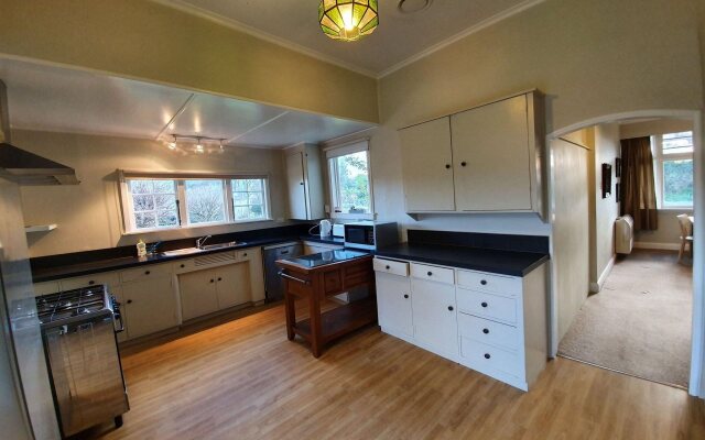 U Studios Masterton