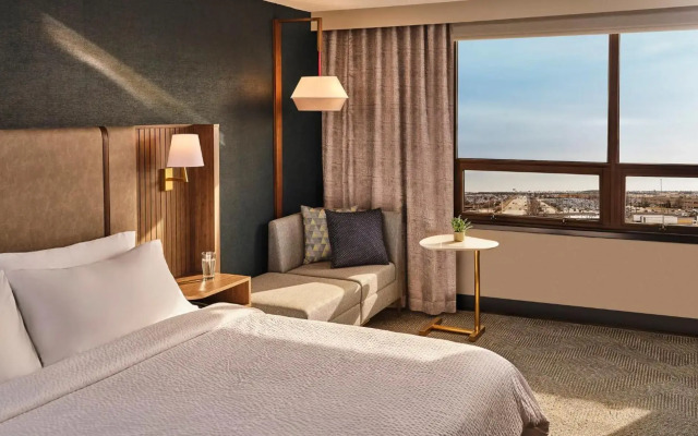 Holiday Inn Hotel and Suites Richmond West End by IHG