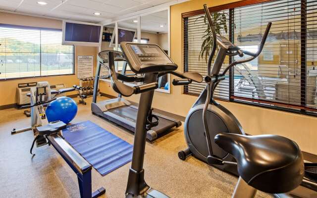 Best Western Plus Strawberry Inn & Suites