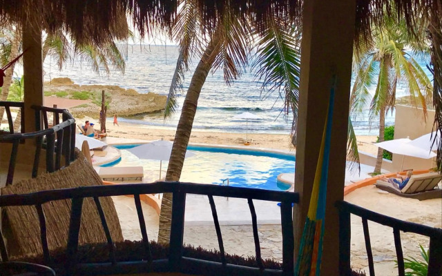 Hotel Playa la Media Luna, Isla Mujeres
