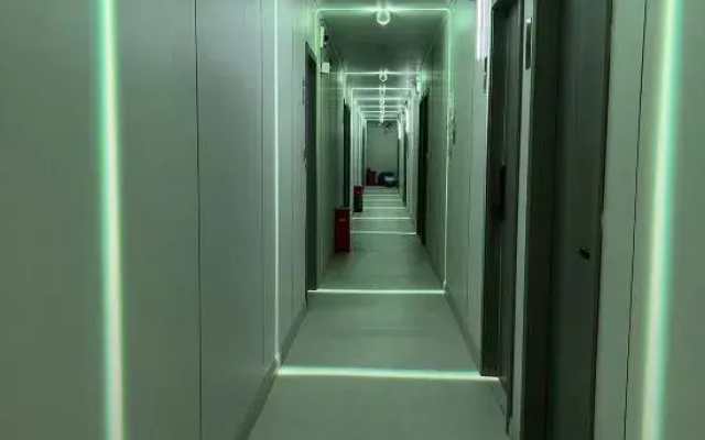 Hangzhou Chonggang Hotel