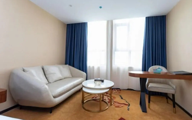 2008 Hotel