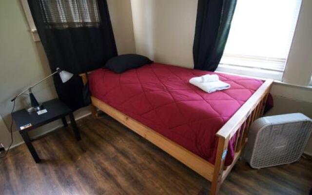 Cajun Hostel Downtown