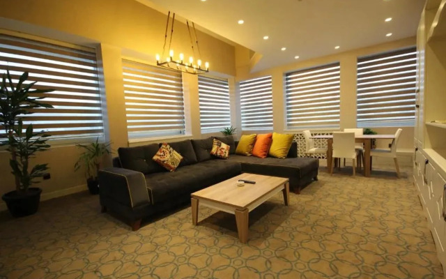 Seven Deep Hotel