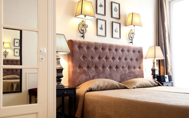 Hotel Saint-Louis en L'Isle - Notre-Dame