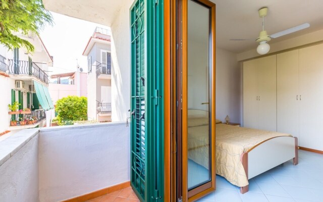 Friendly Family Apartment at Ischia