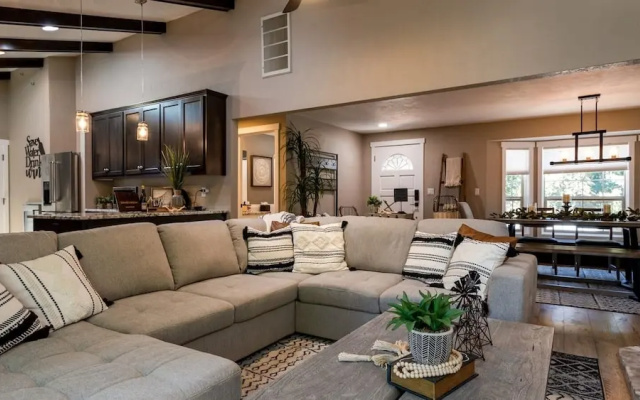 Jacksonville Creekside Inn