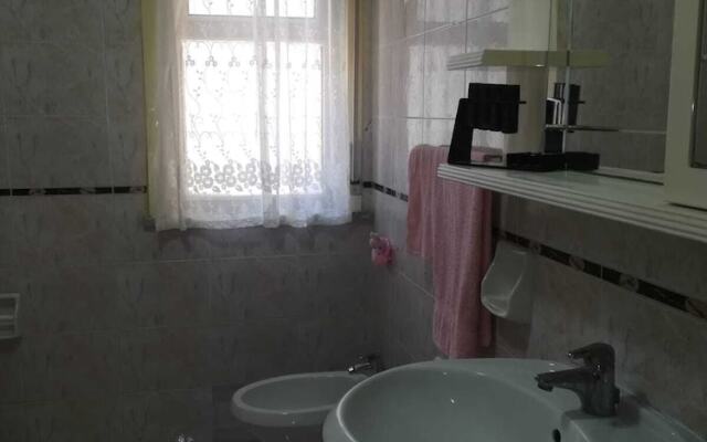 rossy guest house