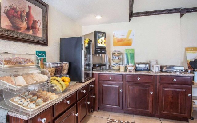 Quality Inn & Suites Toppenish - Yakima Valley