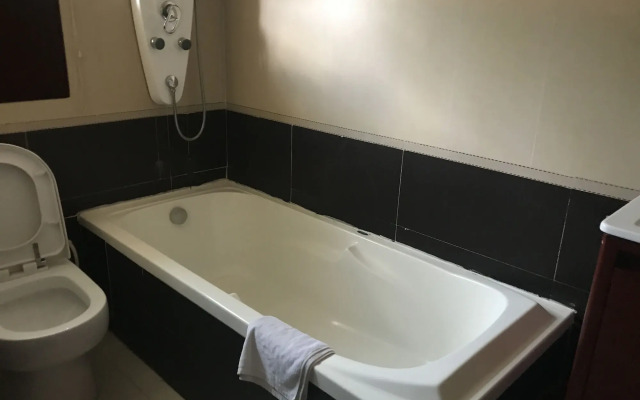 Lake 47 Suites