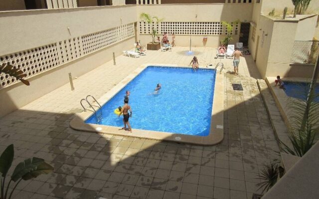 Appartment with swimming pool front of the sea