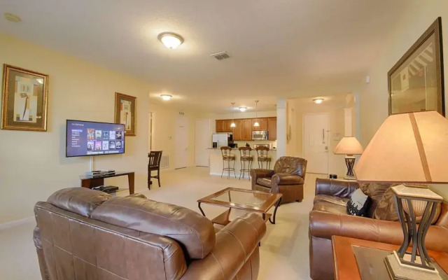 5036 105 Vista Cay