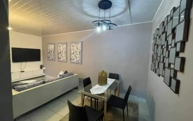 Spacious 2 Bedroomed Semi-detached Fully Furnished Apartment Num01