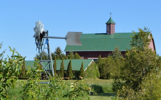 The Eddie Hotel and Farm