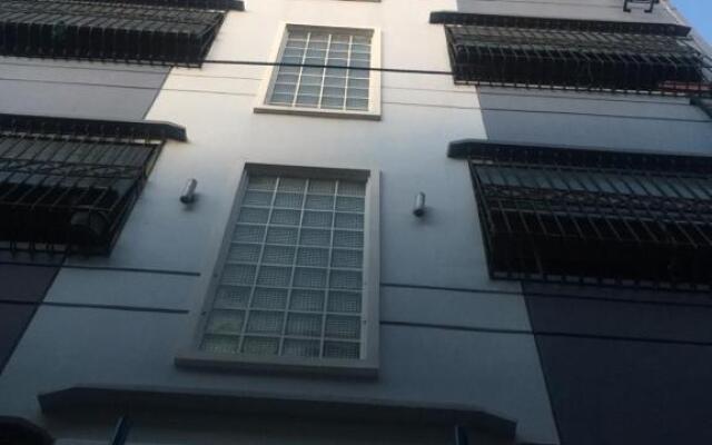 Las Pinas Serviced Apartment