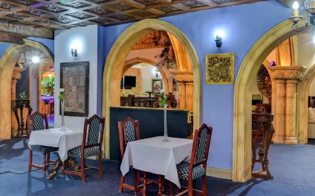 OYO Empire Hotel