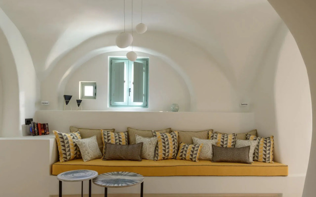 Potamos Luxury House