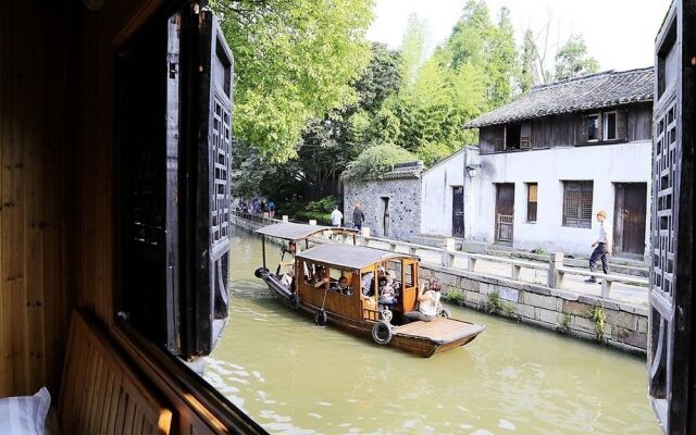 Wuzhen Yishui Hotel