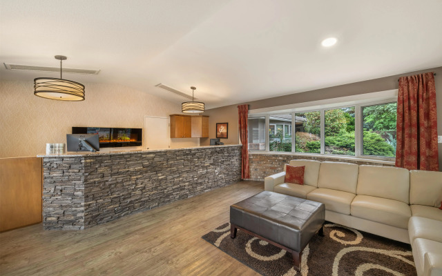 Best Western Sicamous Inn