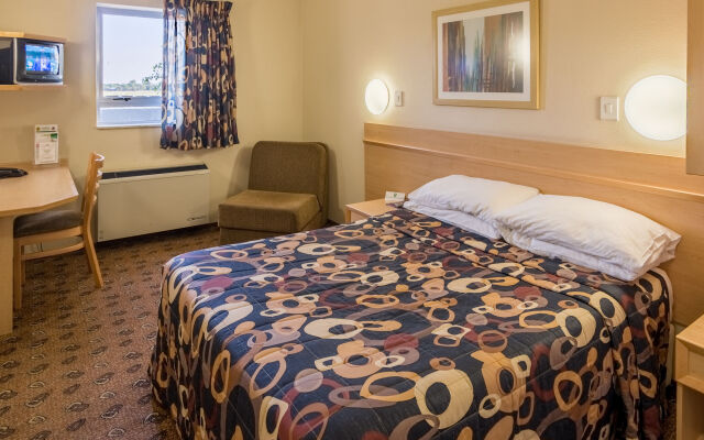 Road Lodge Bloemfontein Airport