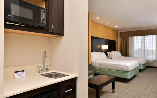 Holiday Inn Express & Suites Austin South by IHG
