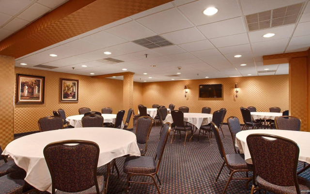 Best Western on the Avenue