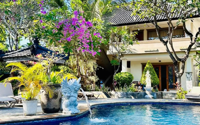 Puri Bali Lovina