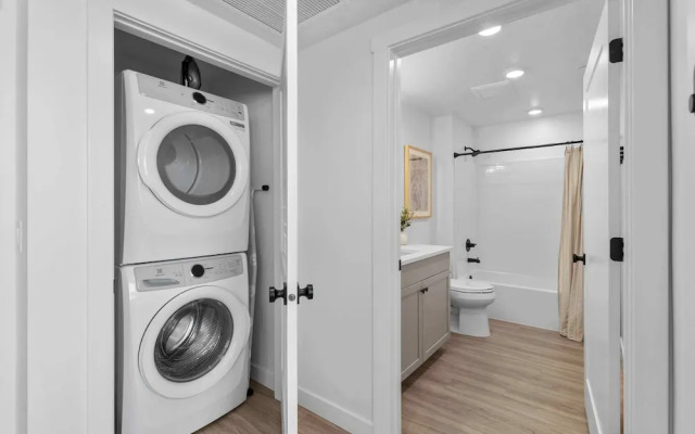 Terra Vista Stay for 8