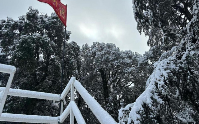 Jakhu heights