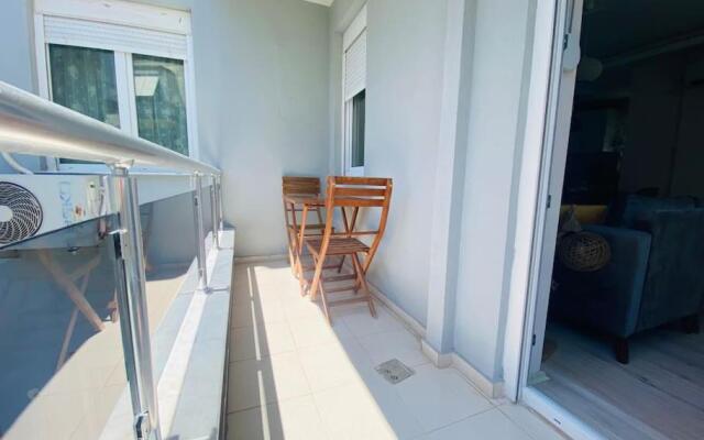 Aether House No7,Old Town, Beach, Central, Netflix