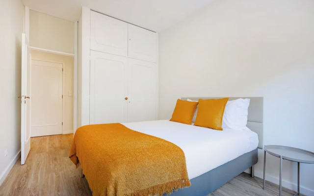 Foz Sea & City Retreat