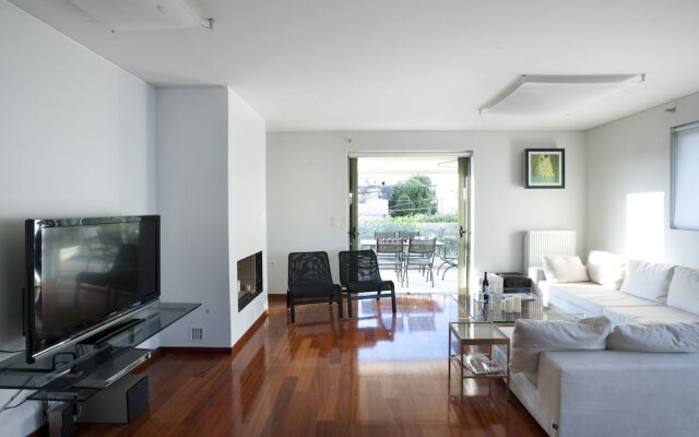 Voula, Modern, Minimal and Stylish Apartment