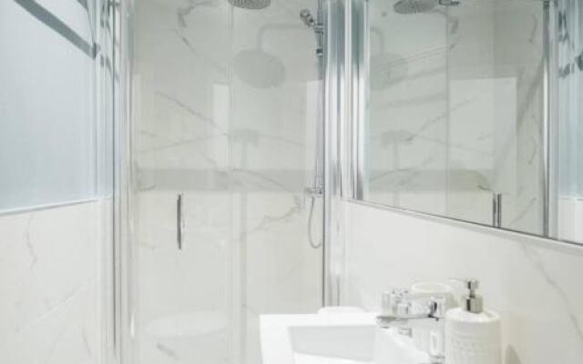 Homeabout Cibeles Apartment Ii