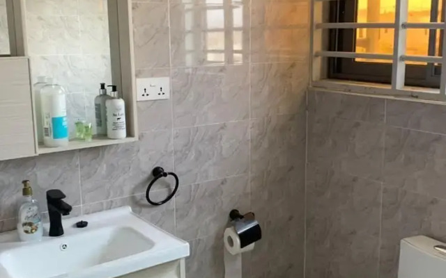 Beautiful Serviced Apartment at Nanakrom, Accra