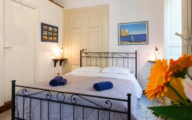 Don Pedro Rooms Vicerè di Toledo in the city center