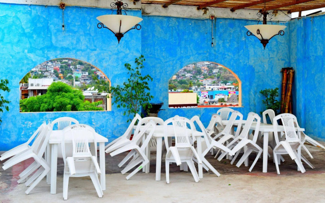 Hotel Corona Zihuatanejo