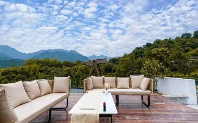 Jiuhua Shanxi Linyuan Homestay